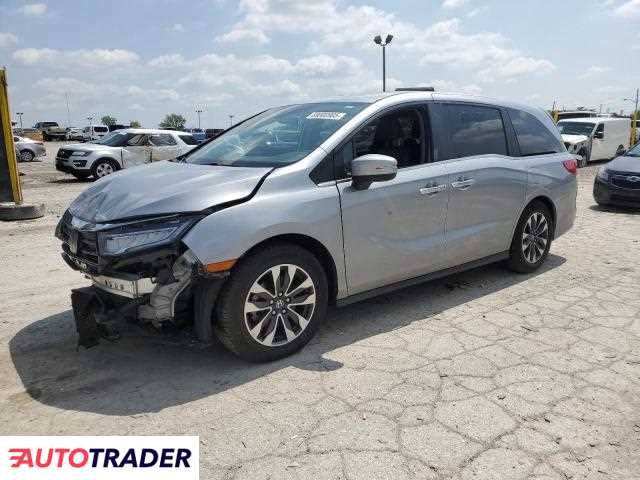 Honda Odyssey 2021 3