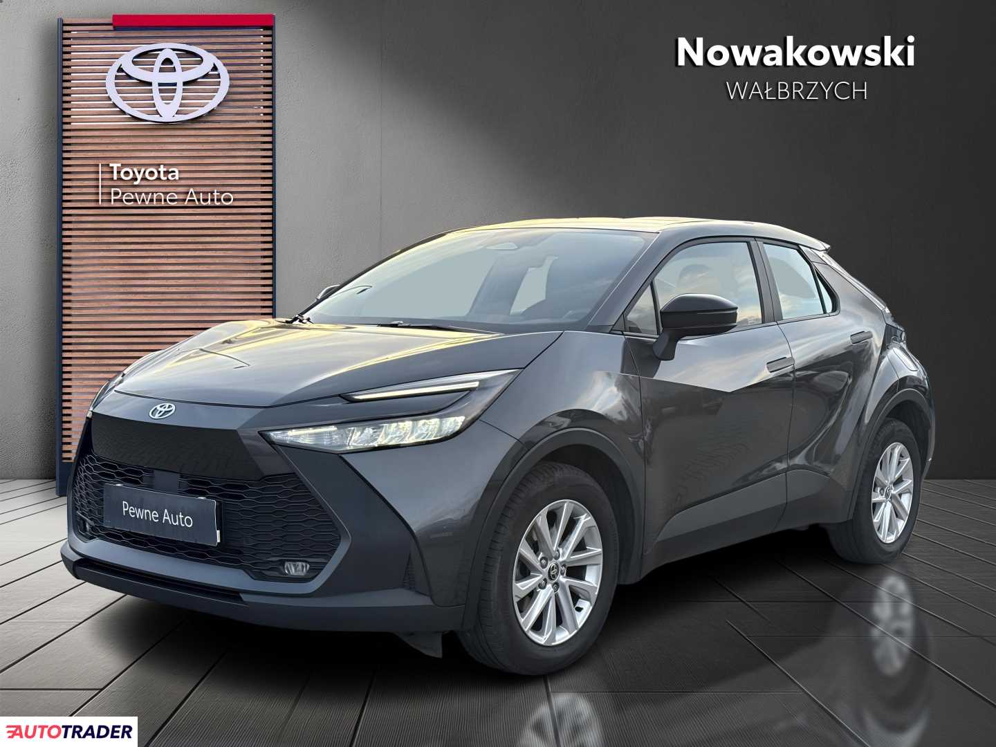 Toyota C-HR 2024 1.8 140 KM