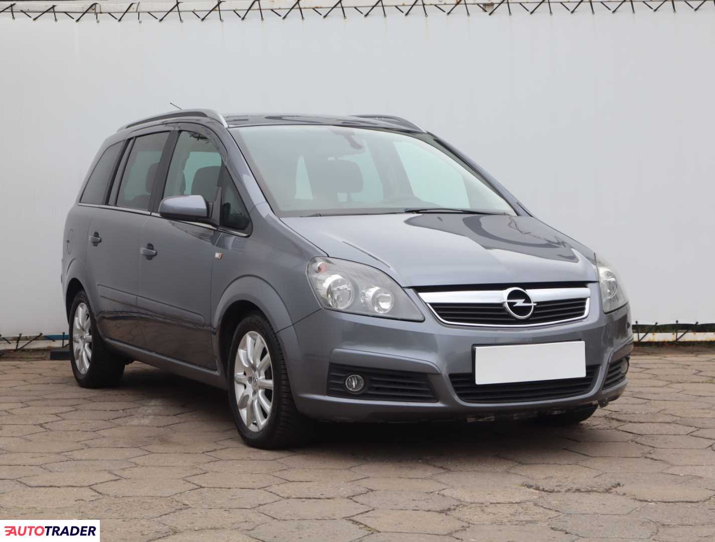 Opel Zafira 2005 1.6 103 KM