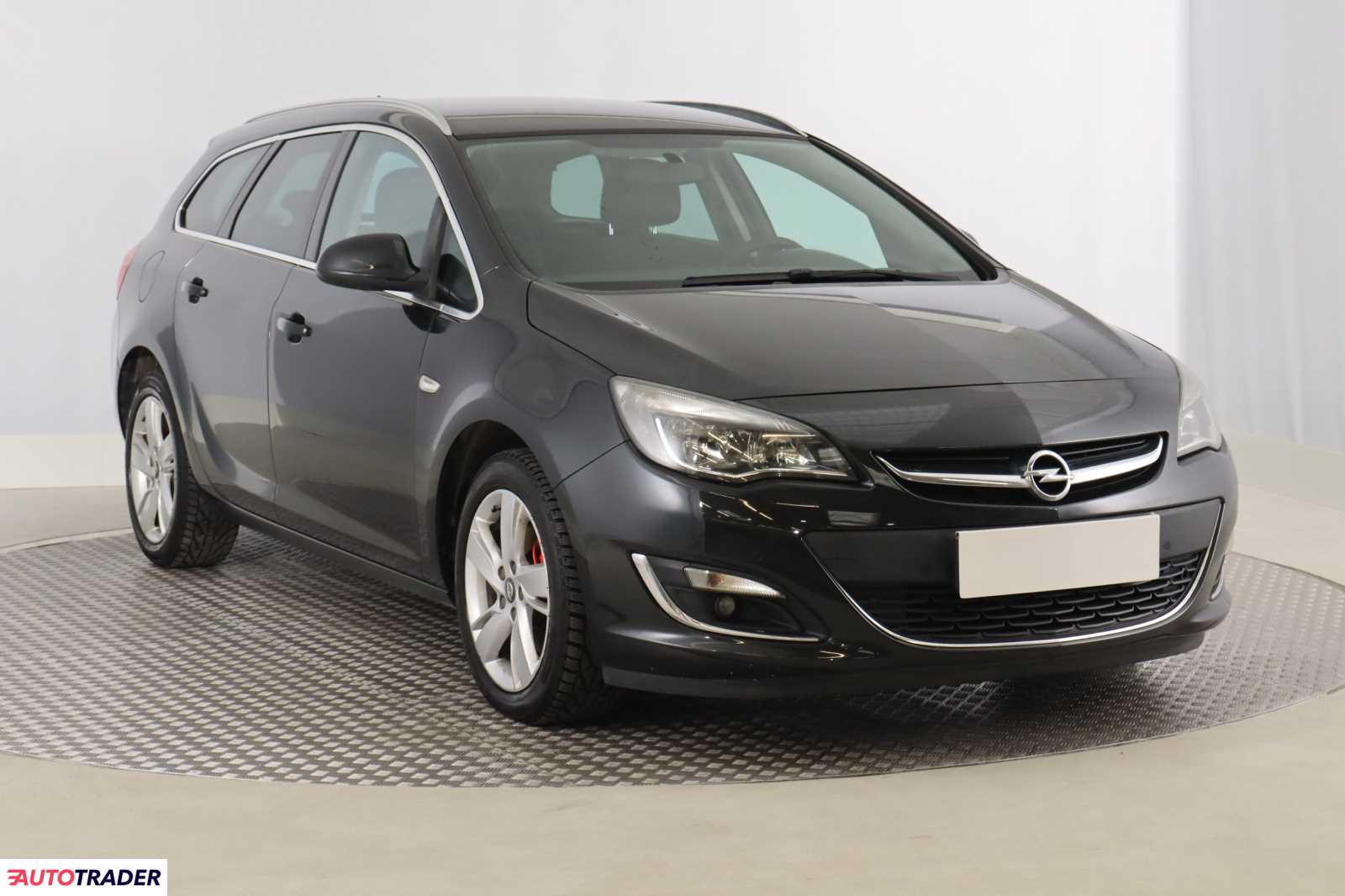 Opel Astra 2014 1.7 128 KM