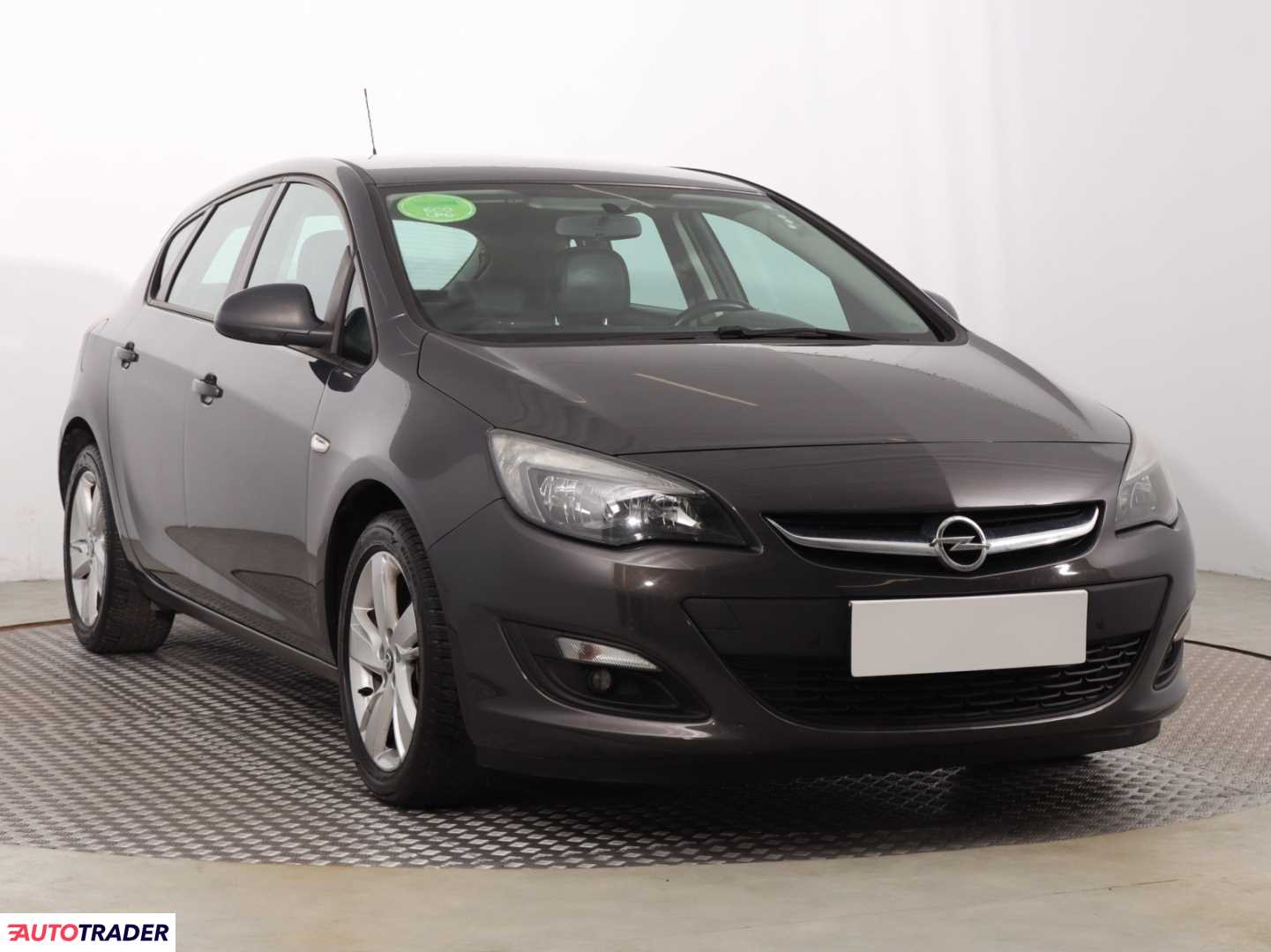 Opel Astra 2014 1.4 138 KM