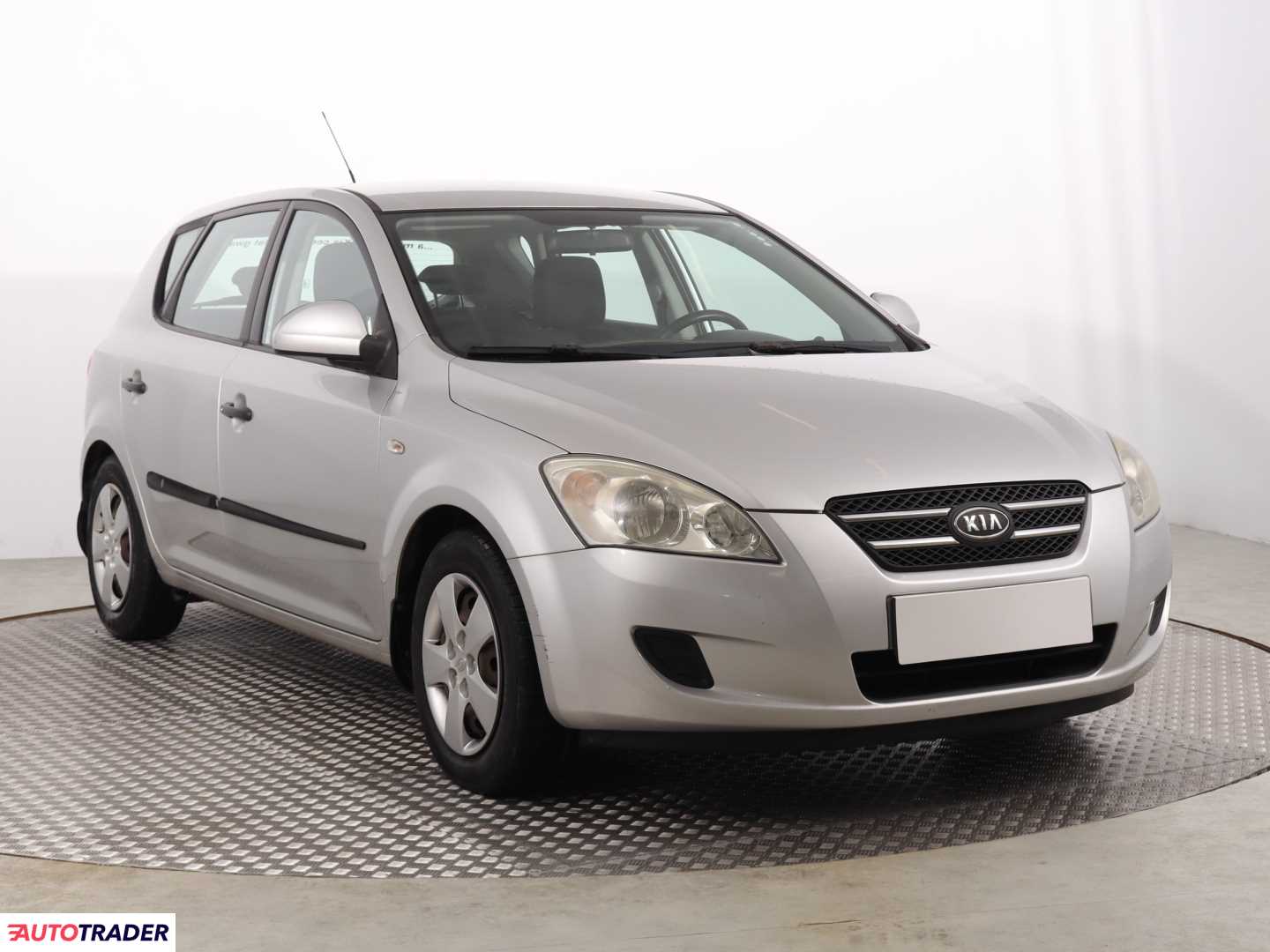 Kia Ceed 2007 1.4 107 KM