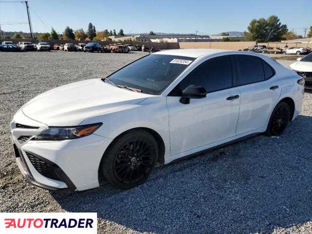 Toyota Camry 2.0 benzyna 2021r. (MENTONE)