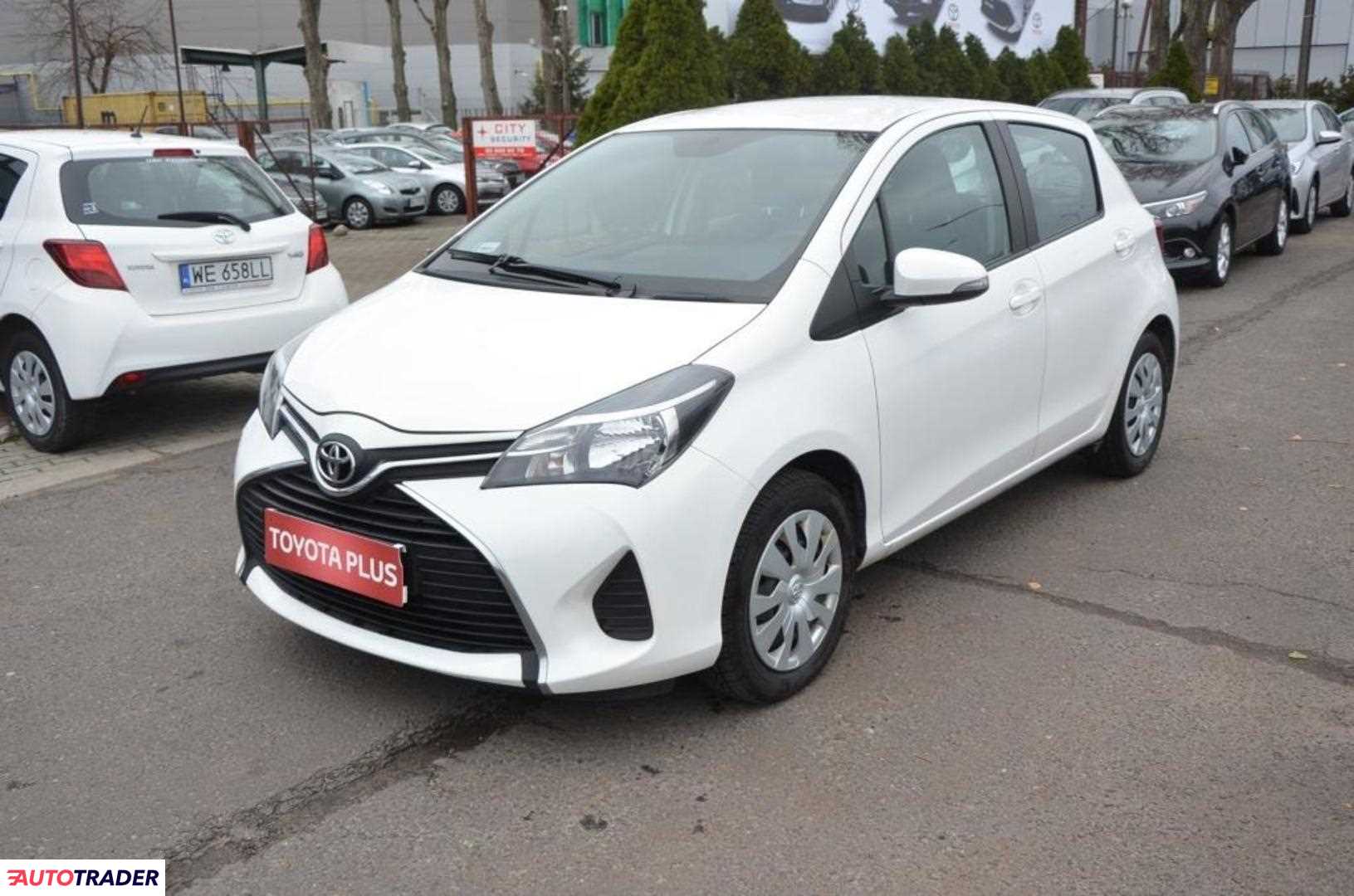 Toyota Yaris 2015 1.3 99 KM Toyota Yaris 2015 1.3 99 KM