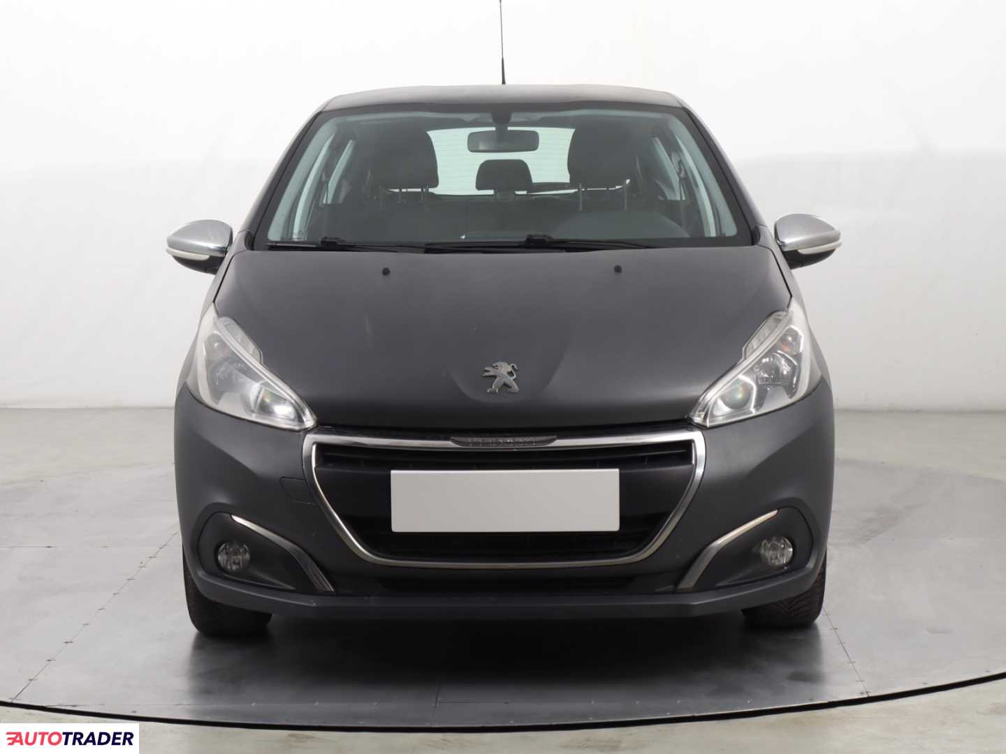 Peugeot 208 2015 1.2 80 KM