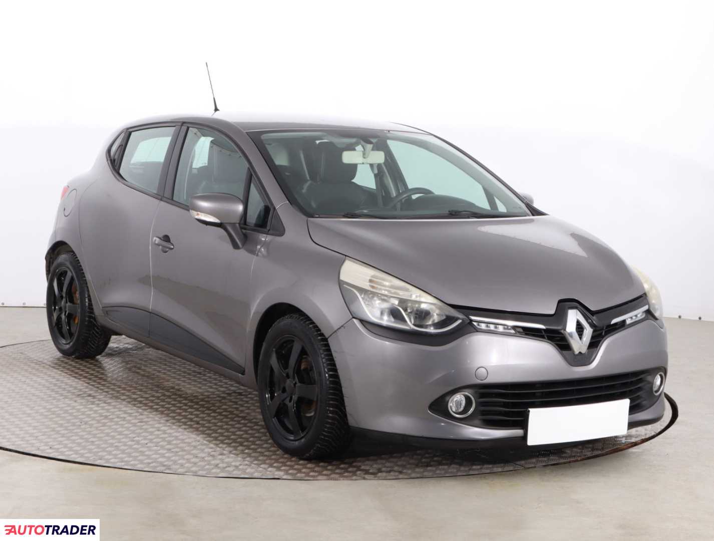 Renault Clio 2014 0.9 88 KM