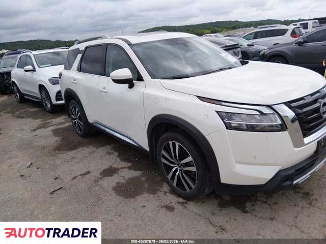Nissan Pathfinder 2024 3