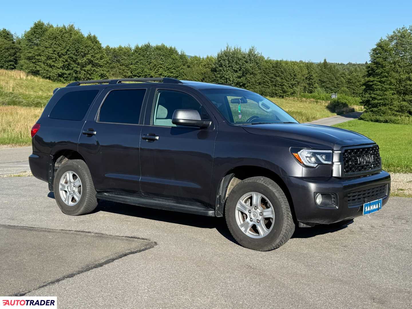 Toyota Sequoia 2017 5.7 381 KM