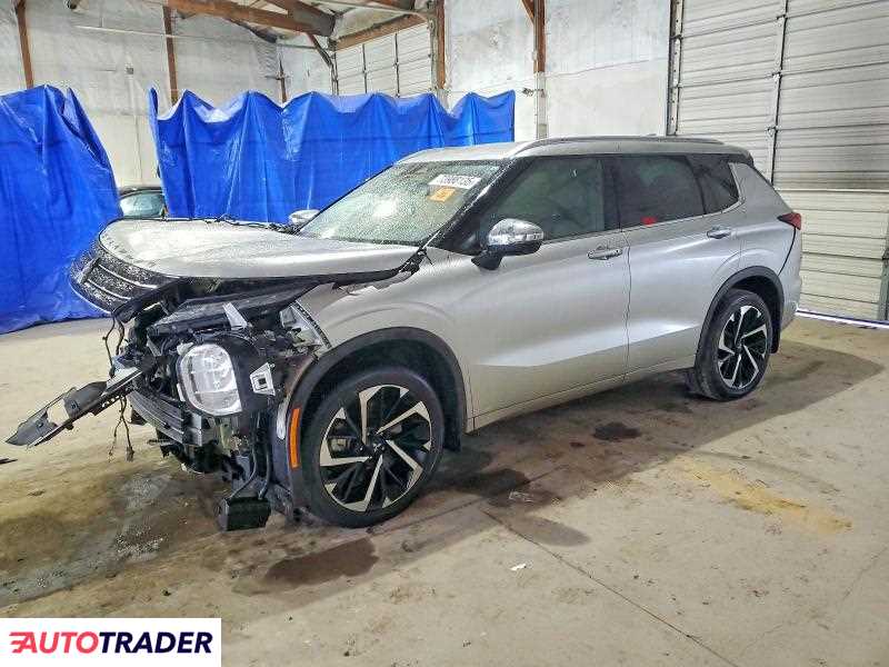 Mitsubishi Outlander 2022 2