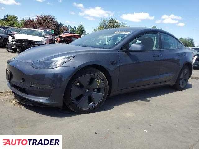 Tesla Model 3 2023