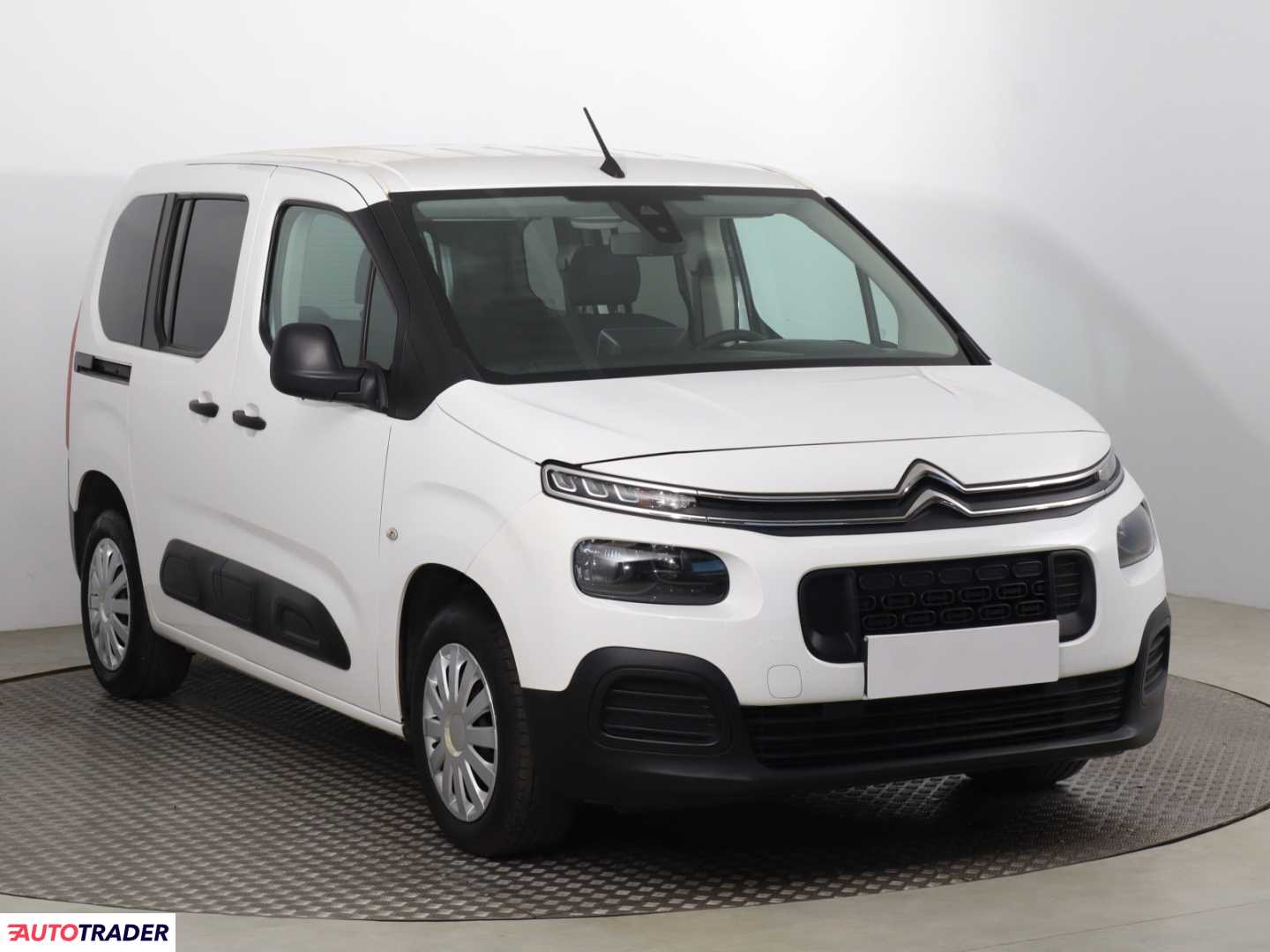 Citroen Berlingo 2019 1.2 108 KM