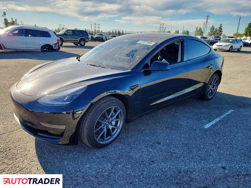 Tesla Model 3 2023