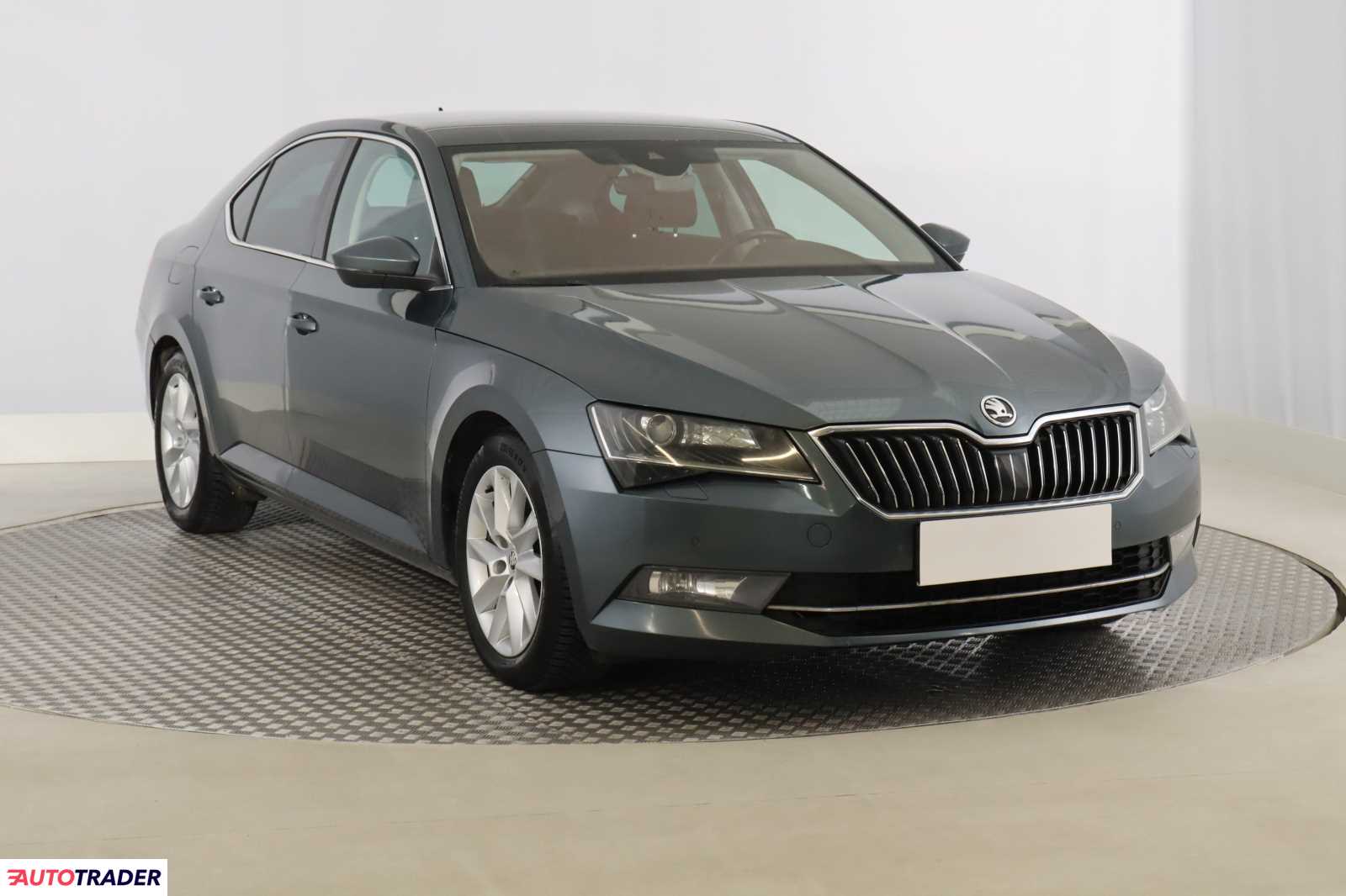 Skoda Superb 2019 2.0 147 KM