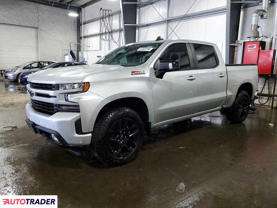 Chevrolet Silverado 2022 5