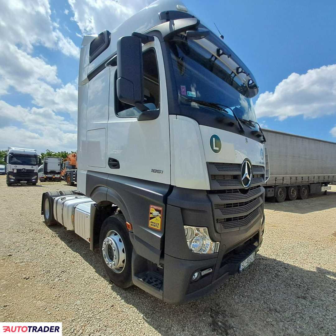 Mercedes Actros