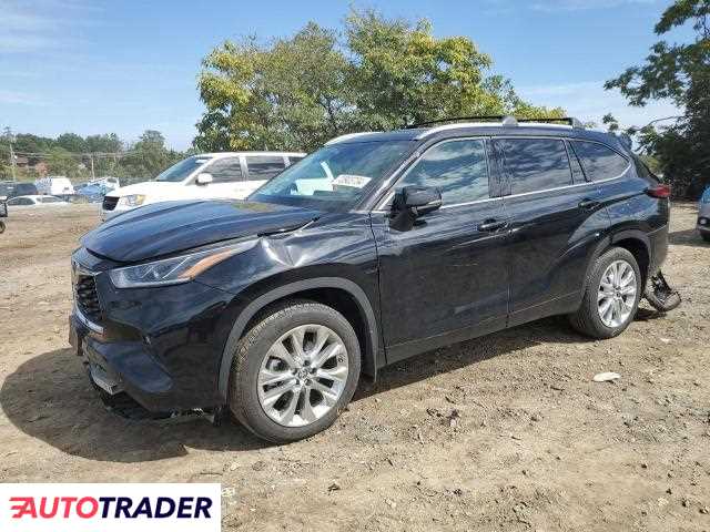 Toyota Highlander 2.0 benzyna 2023r. (BALTIMORE)