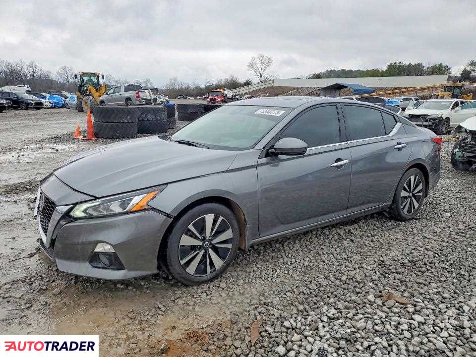 Nissan Altima 2022 2