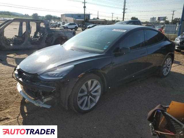 Tesla Model 3 2020 Tesla Model 3 2020