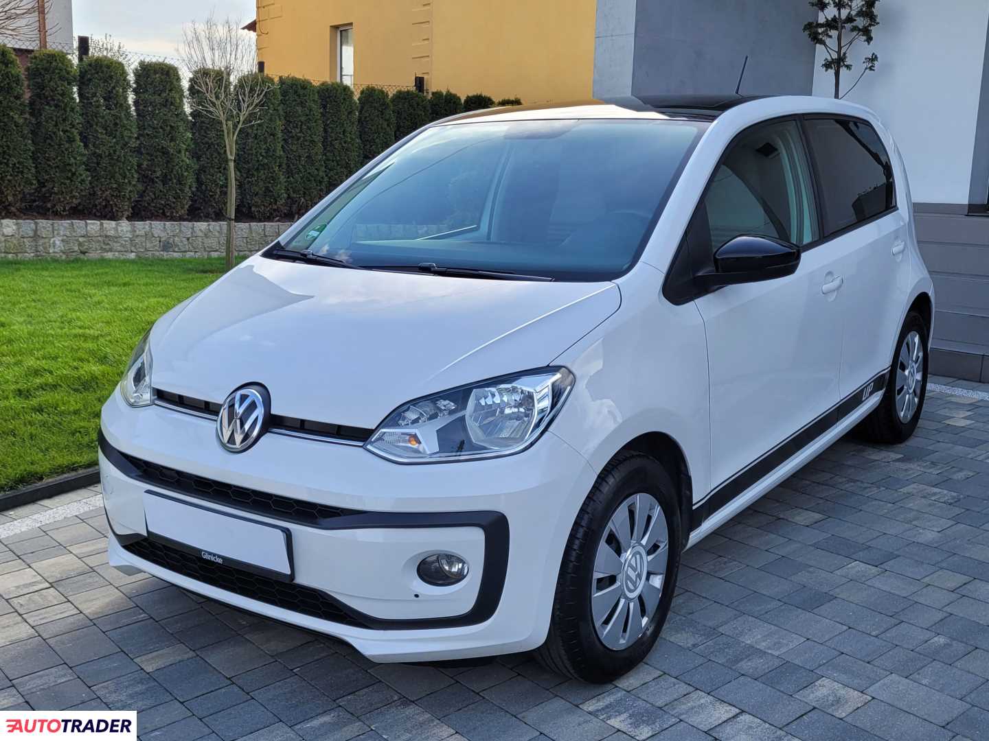 Volkswagen Up! 2018 1.0 75 KM