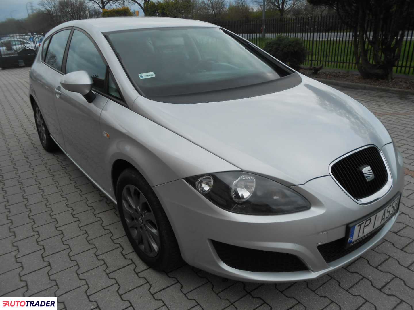 Seat Leon 2011 1.6 105 KM Seat Leon 2011 1.6 105 KM