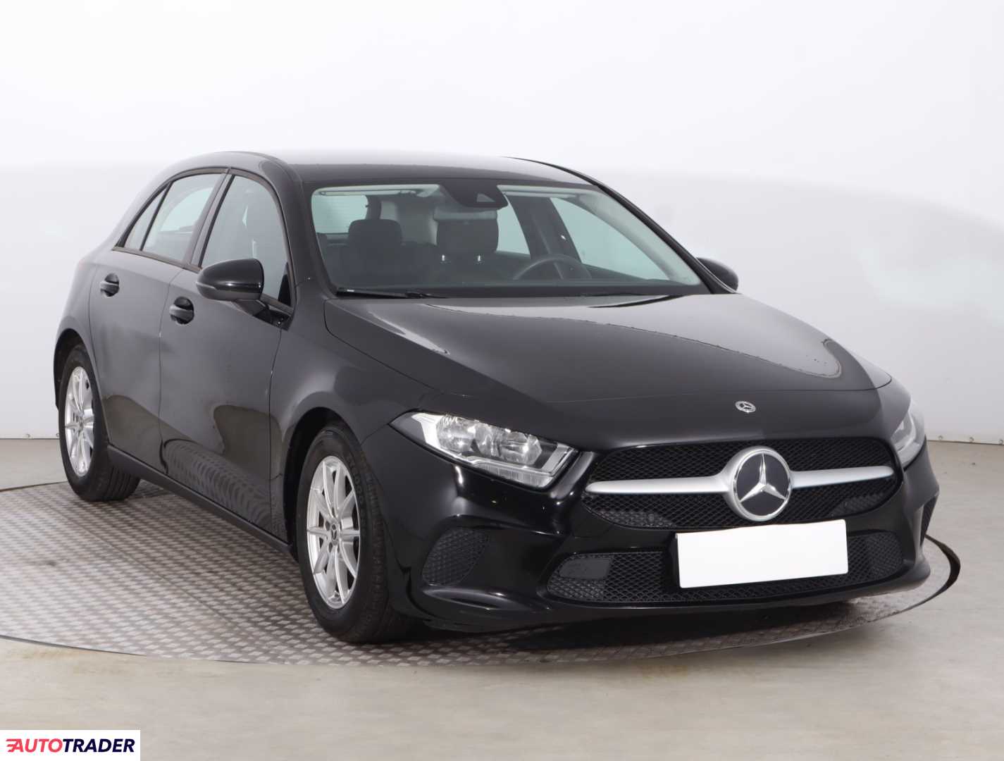 Mercedes A-klasa 2020 1.3 107 KM