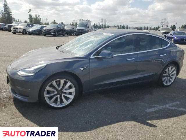 Tesla Model 3 2020 Tesla Model 3 2020