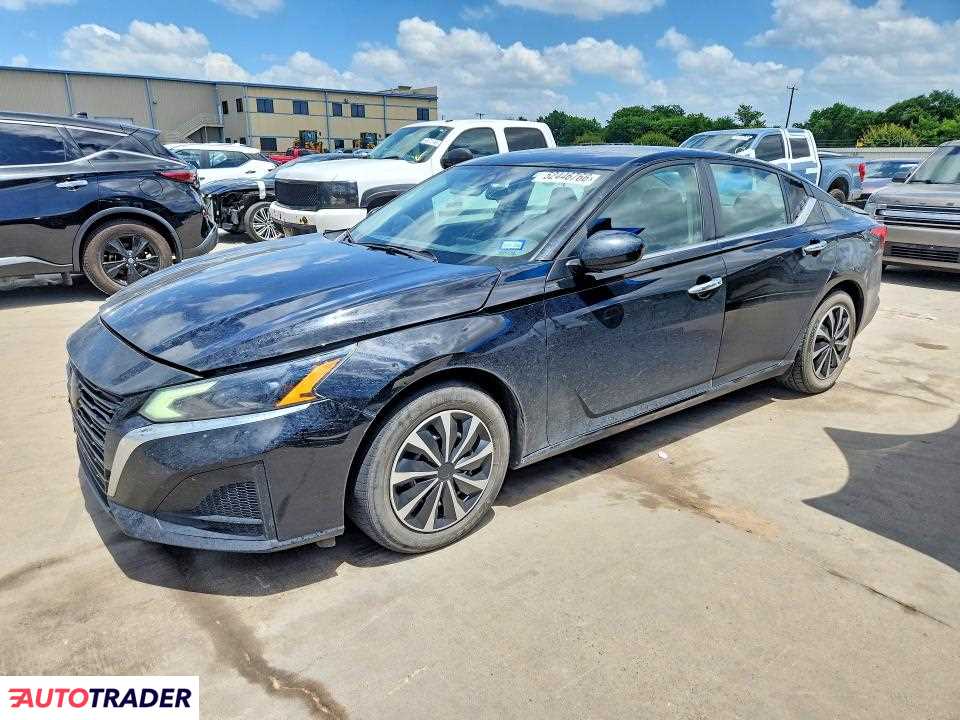 Nissan Altima 2023 2
