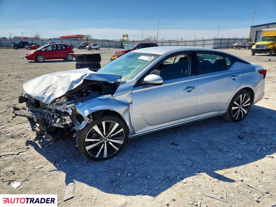 Nissan Altima 2021 2