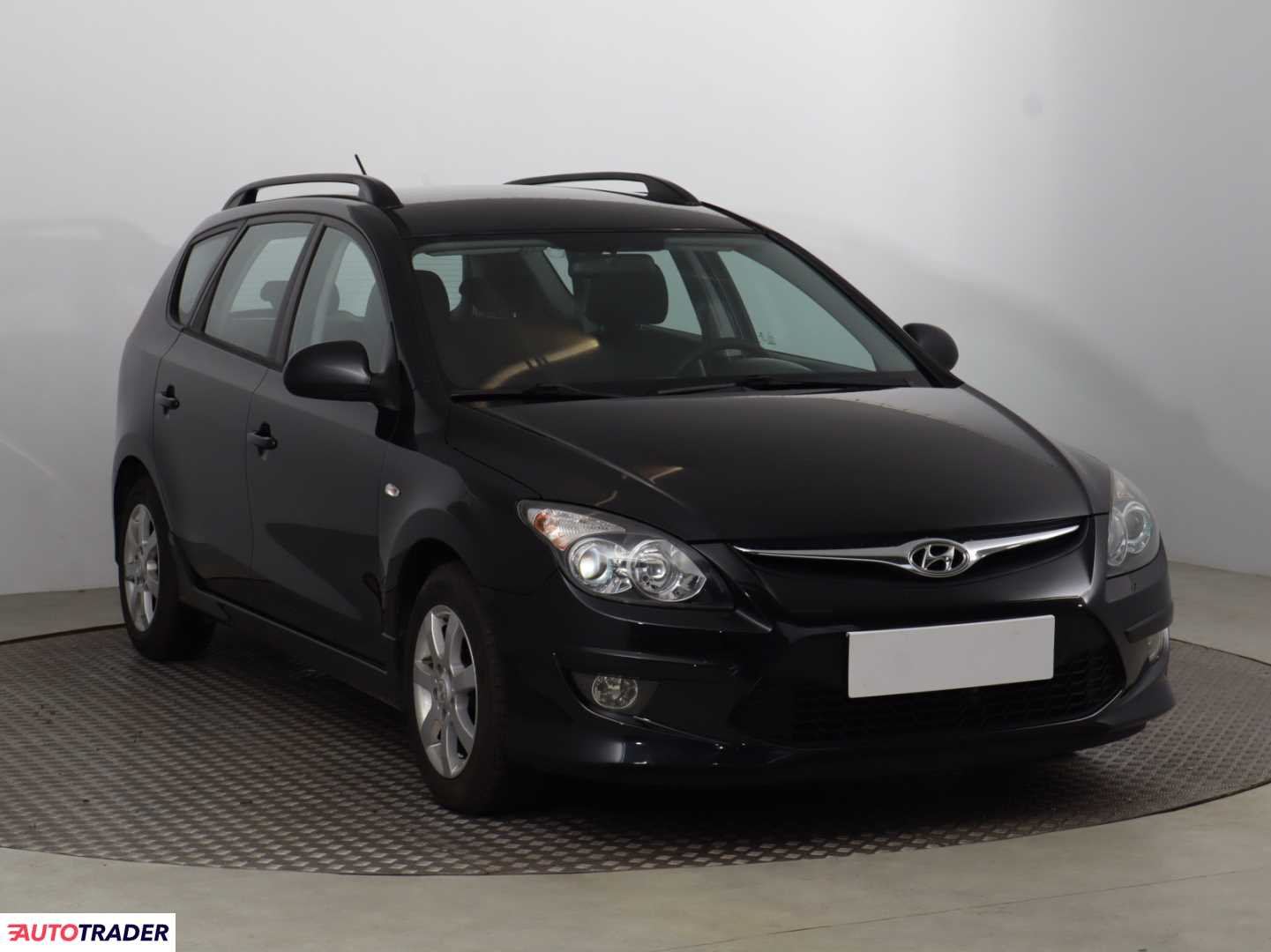 Hyundai i30 2011 1.6 126 KM