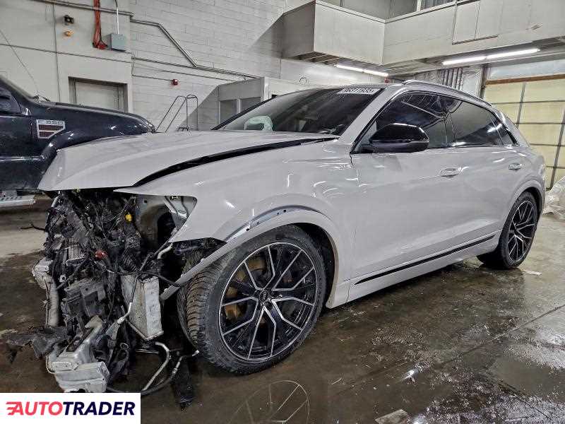 Audi Q8 2021 4