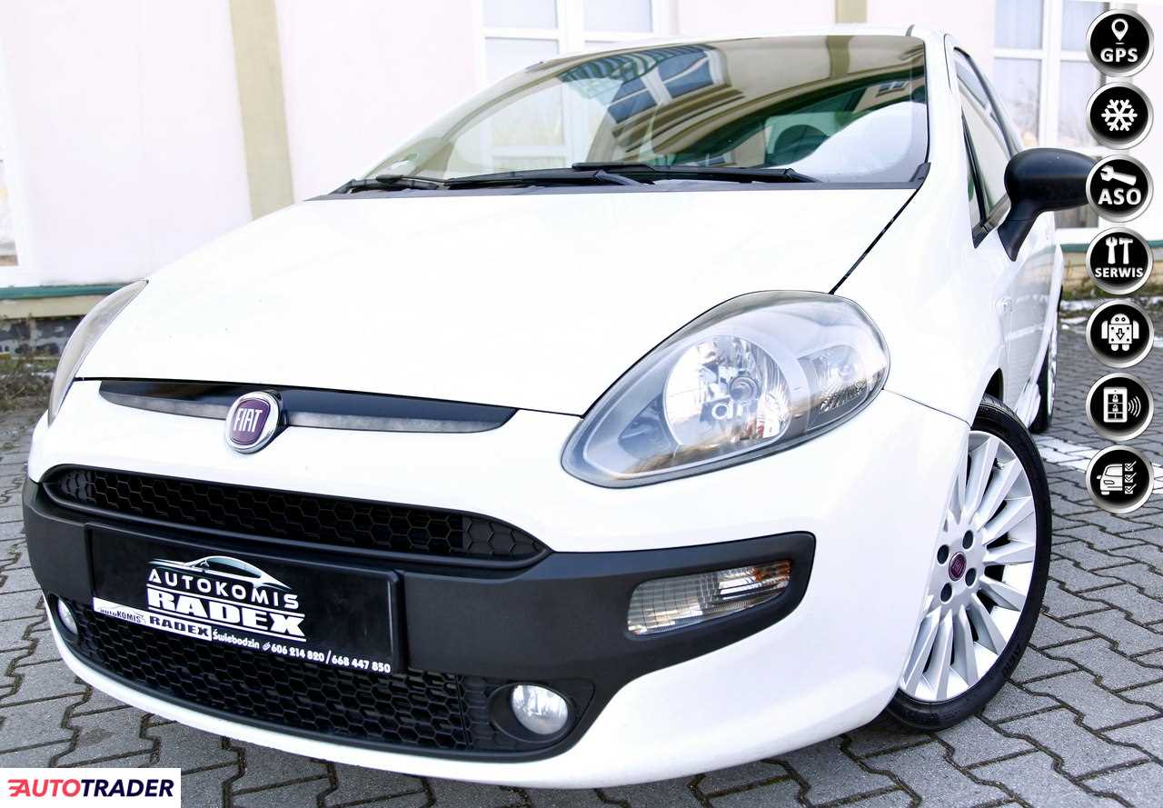 Fiat Punto 2010 1.4 135 KM Fiat Punto 2010 1.4 135 KM