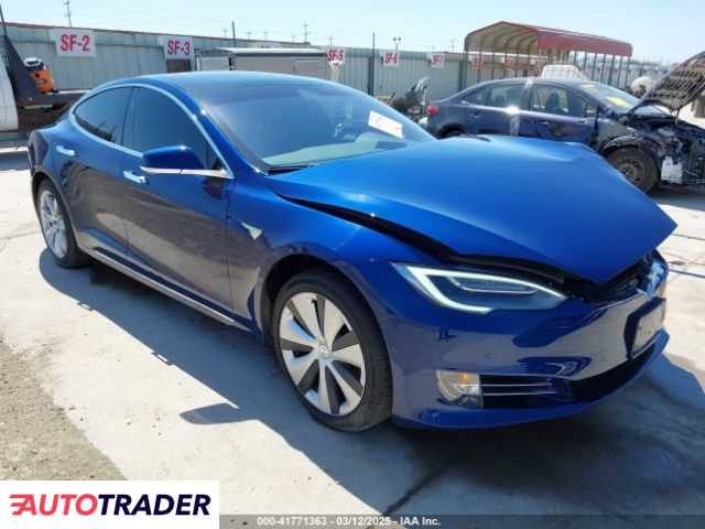 Tesla Model S 2020 Tesla Model S 2020