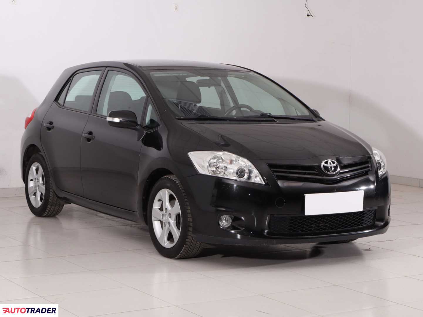 Toyota Auris 2012 1.3 97 KM