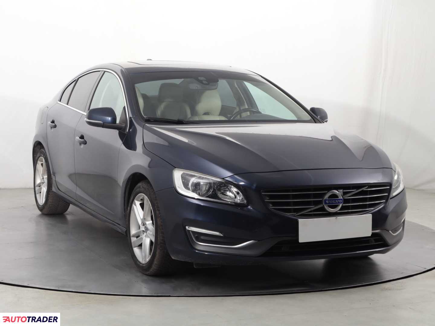 Volvo S60 2015 2.0 241 KM