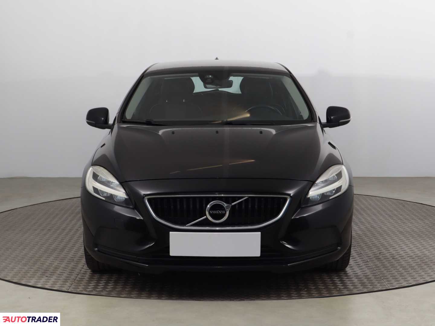 Volvo V40 2017 2.0 118 KM