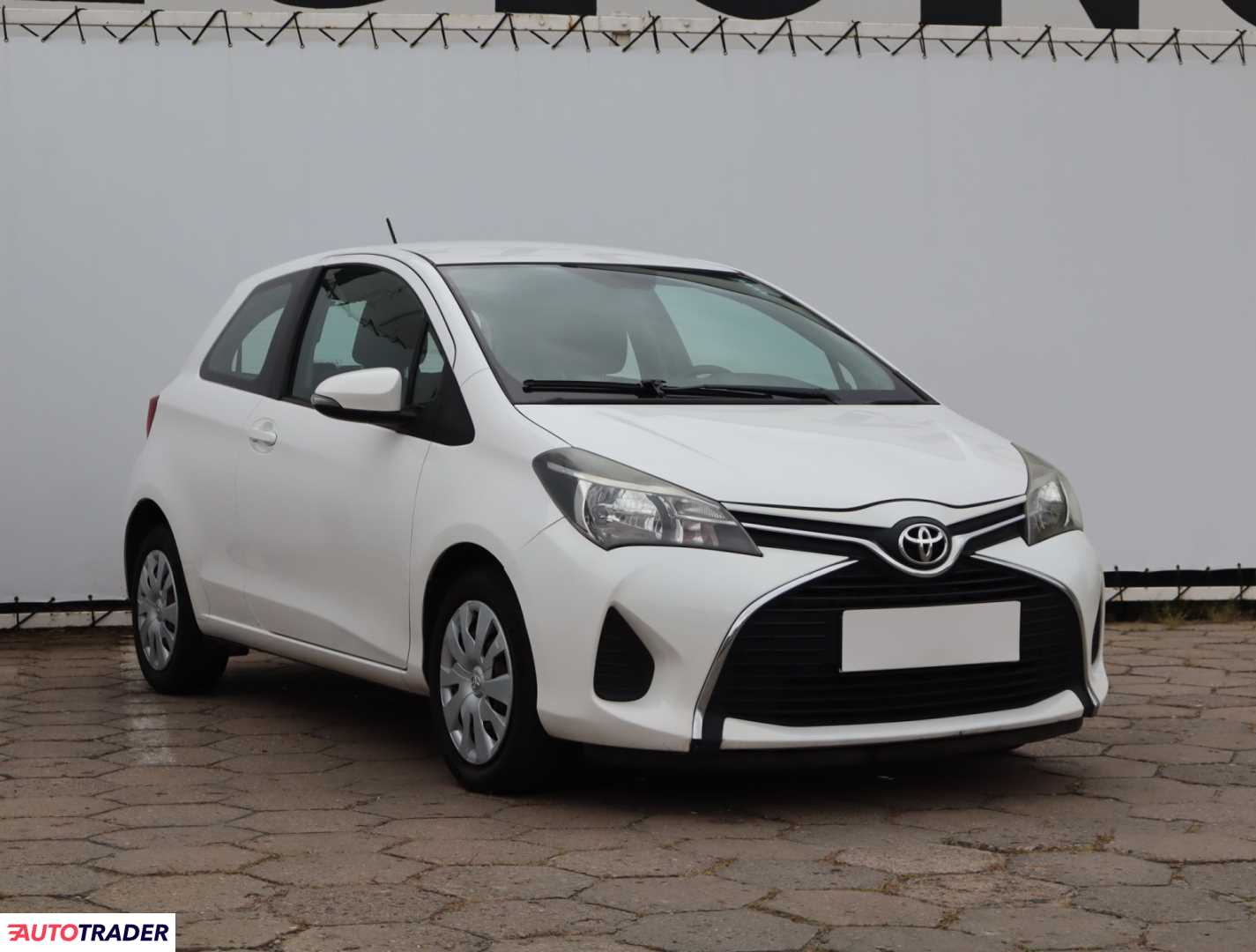 Toyota Yaris 2015 1.4 88 KM Toyota Yaris 2015 1.4 88 KM