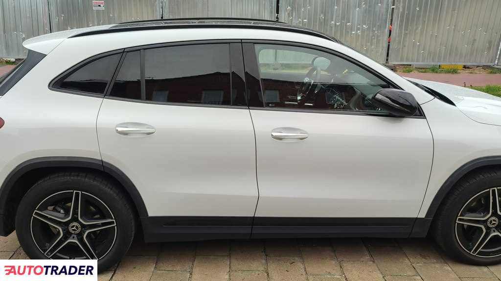 Mercedes CL 2021 1.3 160 KM