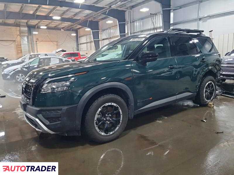 Nissan Pathfinder 2024 3