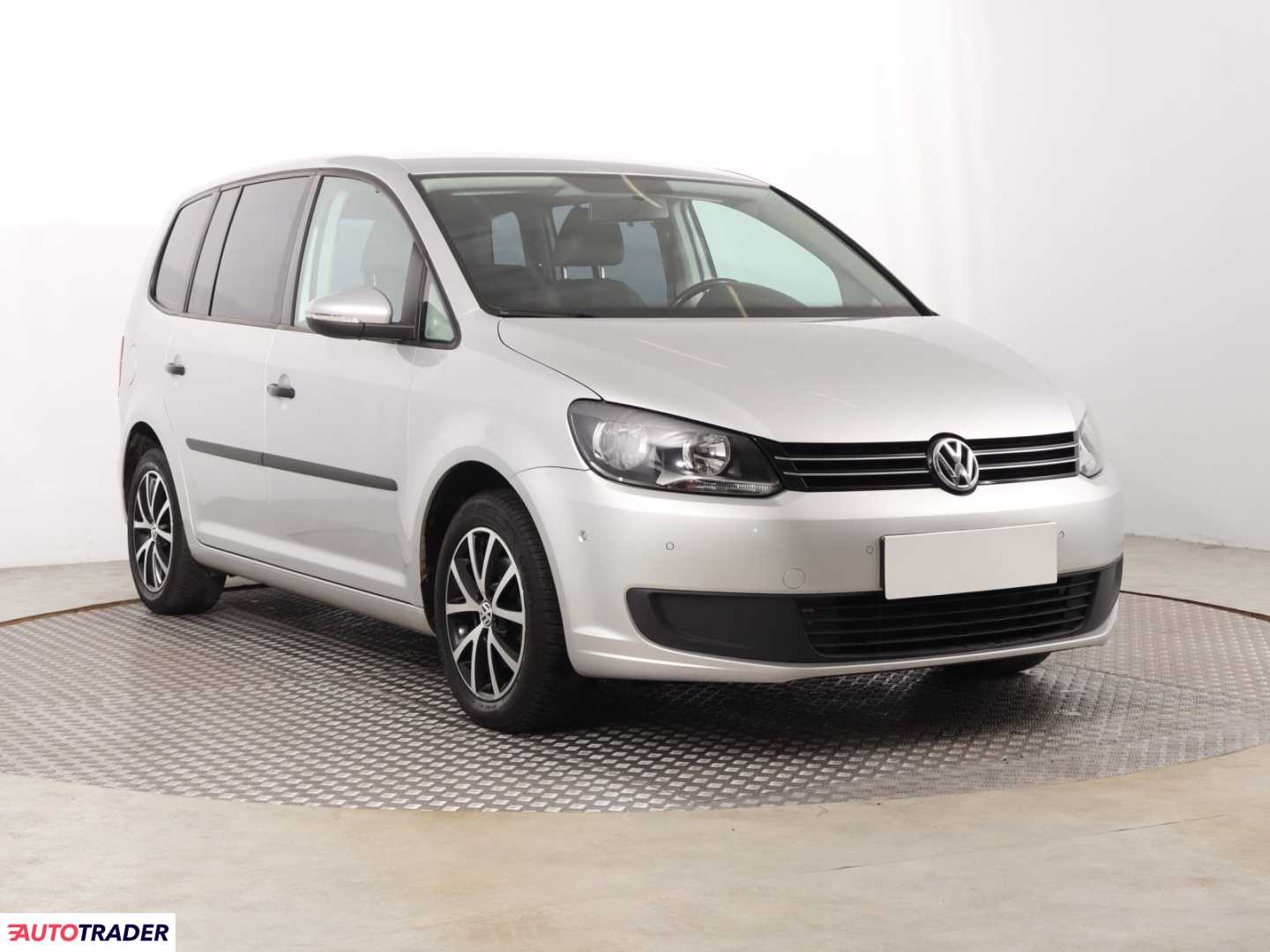 Volkswagen Touran 2012 1.6 88 KM