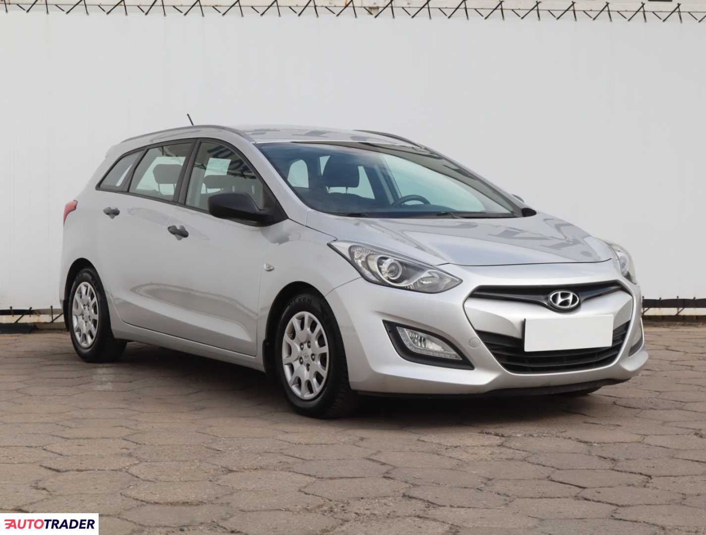 Hyundai i30 2013 1.4 88 KM
