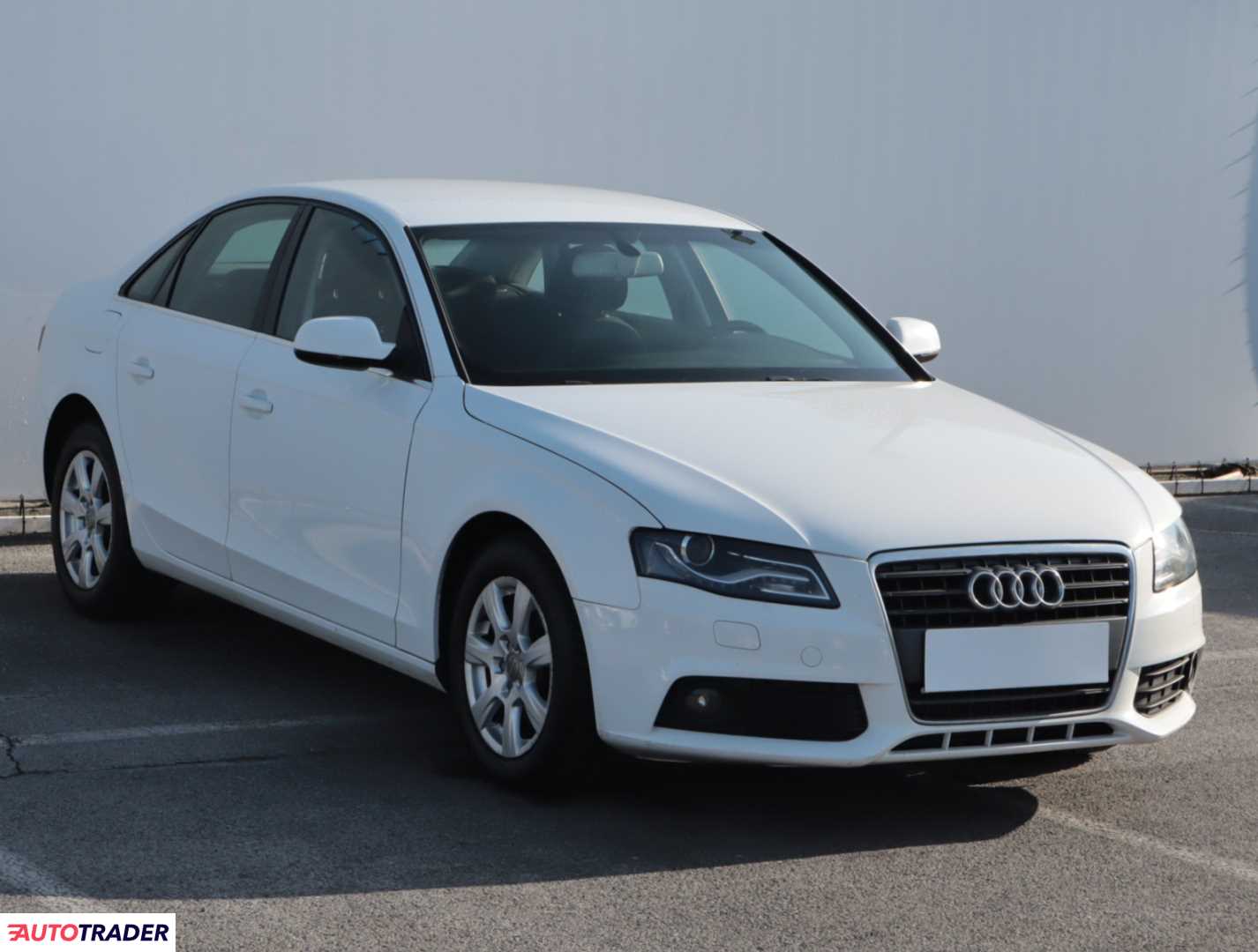 Audi A4 2011 2.0 140 KM