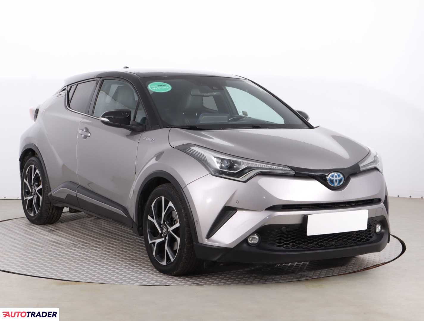 Toyota C-HR 2016 1.8 120 KM