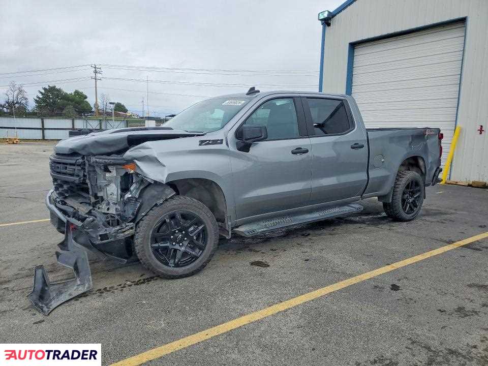 Chevrolet Silverado 2025 3