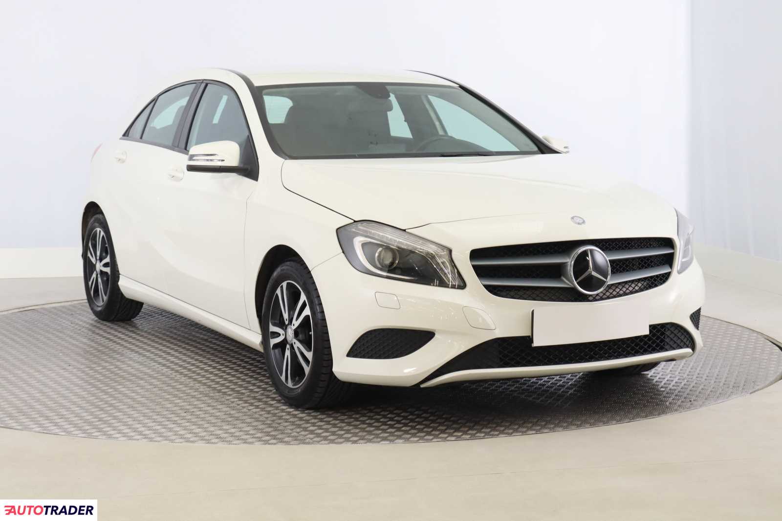 Mercedes A-klasa 2015 1.6 120 KM