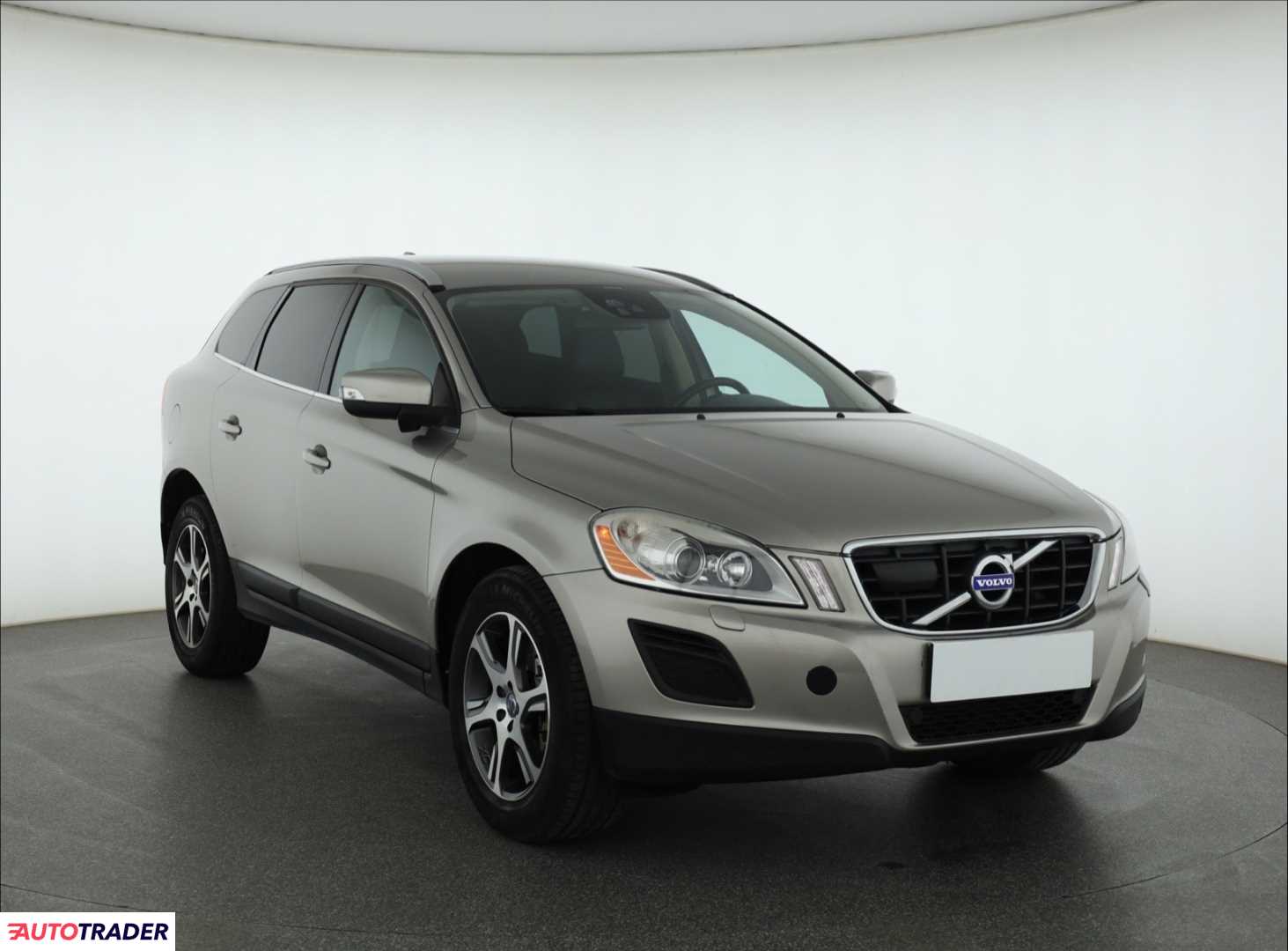 Volvo XC60 2012 2.0 160 KM