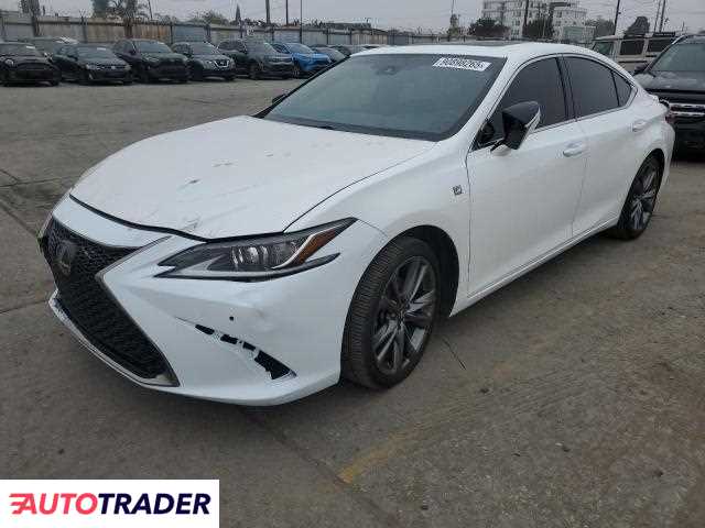 Lexus ES 2019 3