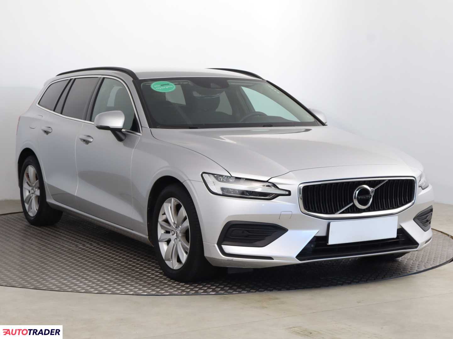 Volvo V60 2022 2.0 160 KM