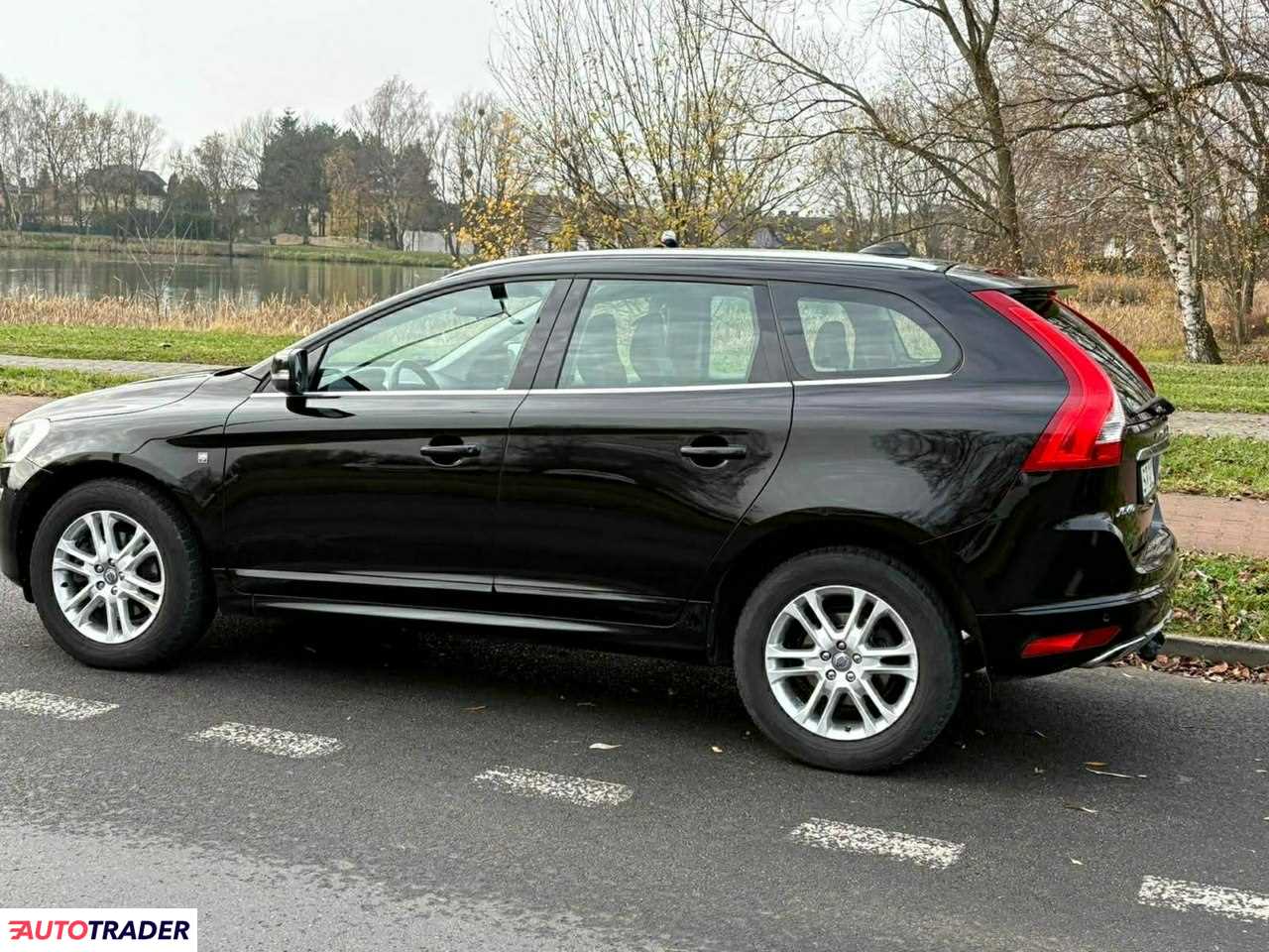 Volvo XC60 2016 2.0 190 KM