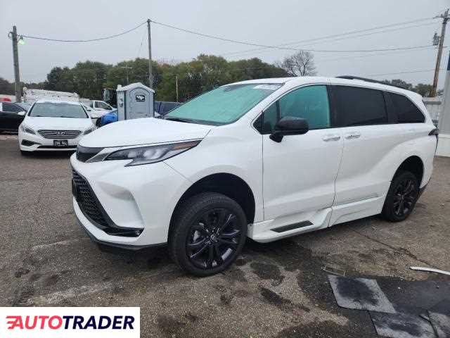 Toyota Sienna 2024 2