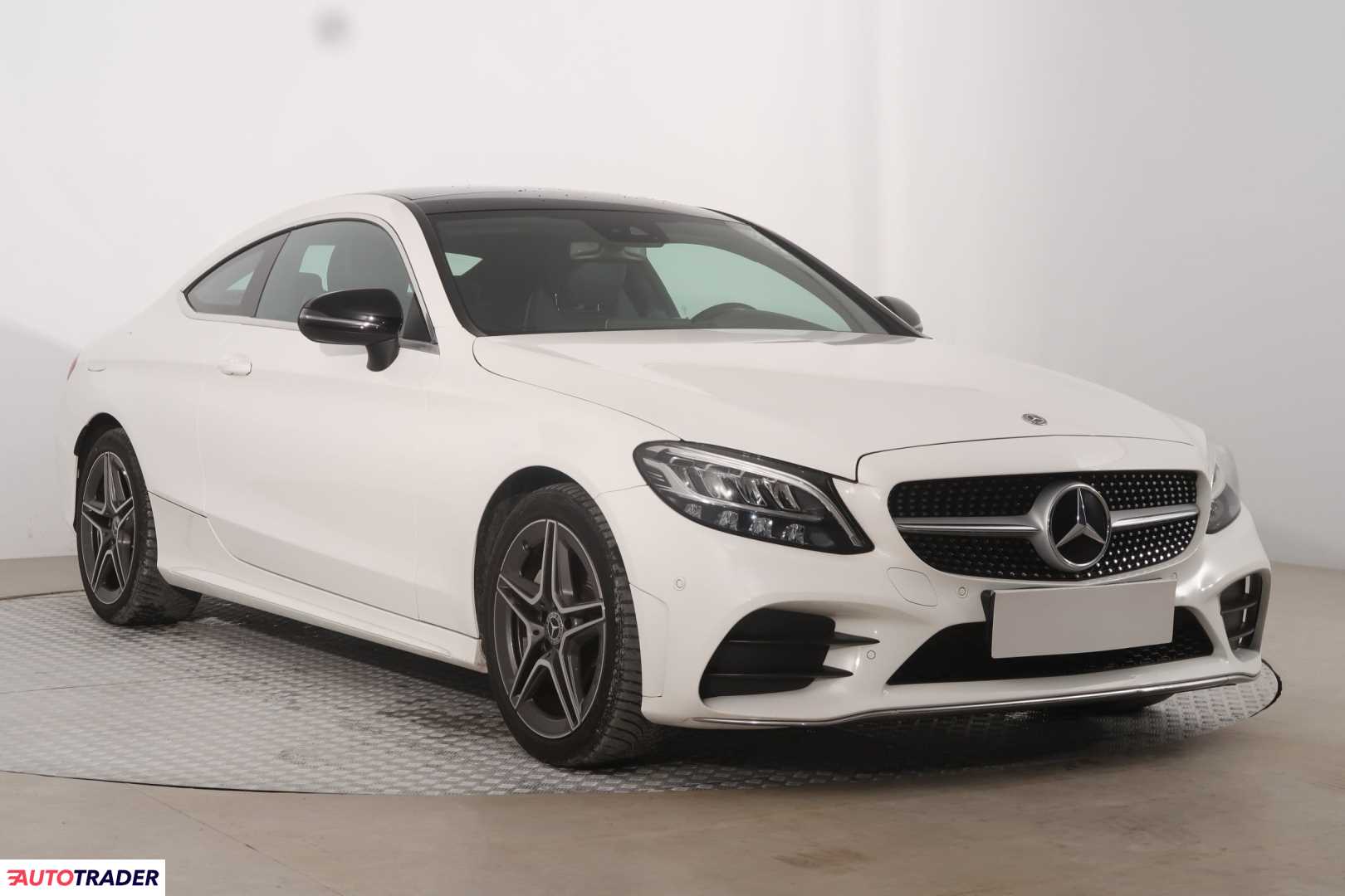 Mercedes C-klasa 2019 1.6 154 KM